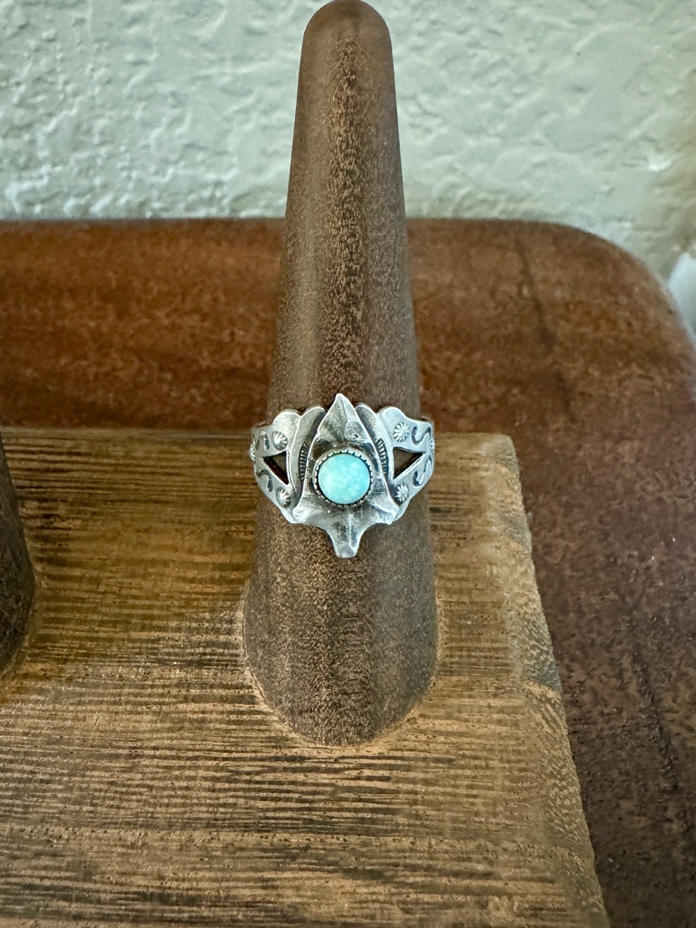 Vintage Sterling Silver Turquoise Arrowhead Ring